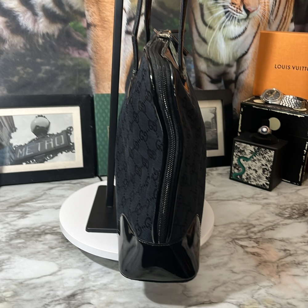 Gucci Black Monogram Tote Bag - Picture 8 of 16
